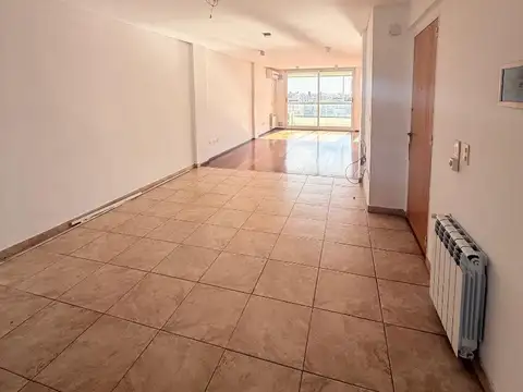 Departamento en Alquiler con 2 cocheras