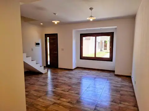 PH en venta - 2 Dormitorios 2 Baños - La Lucila del Mar