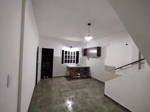 Oportunidad venta en bloque 2 duplex y 2 casas - Tortuguitas