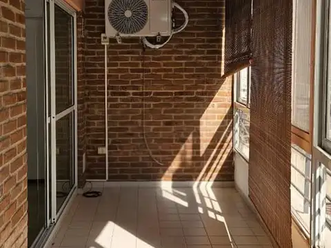 Departamento 5 ambientes con 2 baños
