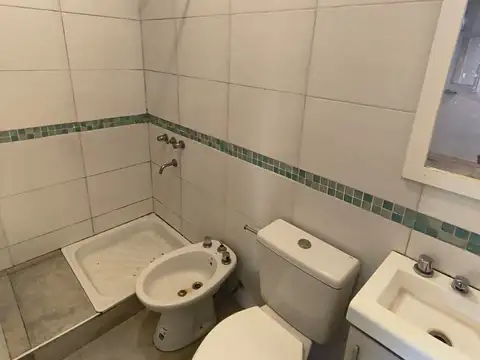 Depto Tipo Casa en Alquiler en Liniers, $ 550.000