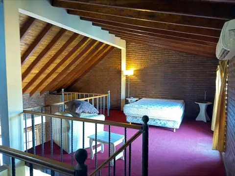 Depto Tipo Casa 6 ambientes con 3 baños