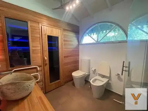 Casa 4 ambientes con 3 baños