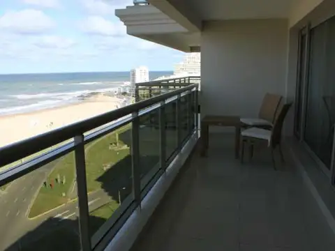 Departamento en Venta en Playa Brava, USD 750.000
