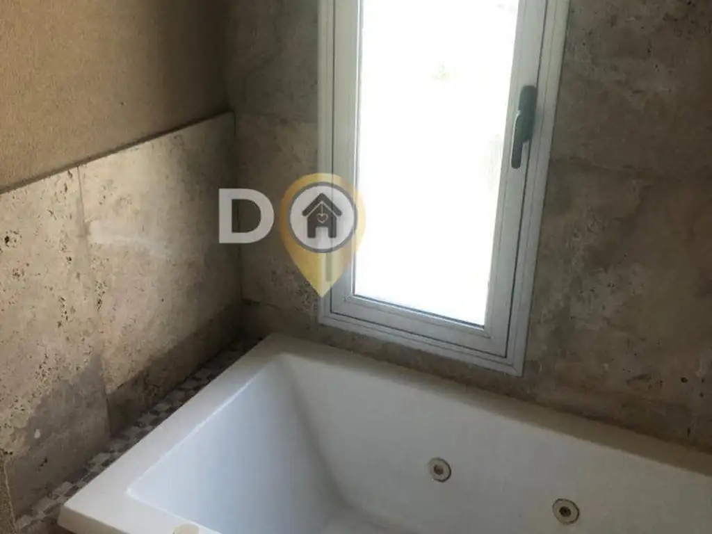 Casa - Venta - Argentina, Berazategui - Foto 16