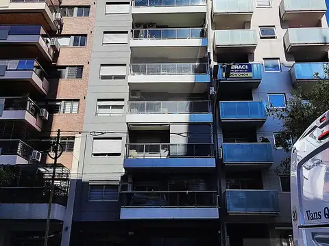 Juan B Alberdi  260 8º "2"
