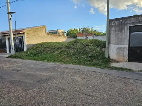 Terreno con excelente ubicacion  - Rawson entre Gdor Sola y Dorrego