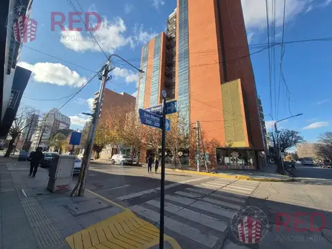 Alquila Cochera - Edificio Parque Central