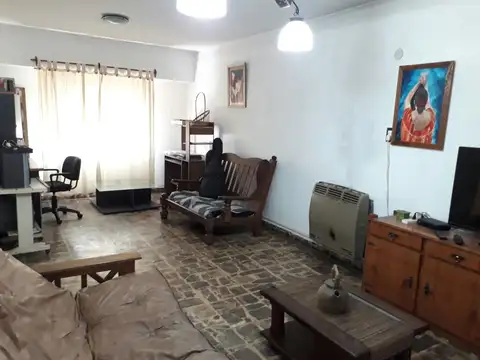 Depto Tipo Casa 4 ambientes con 1 baño