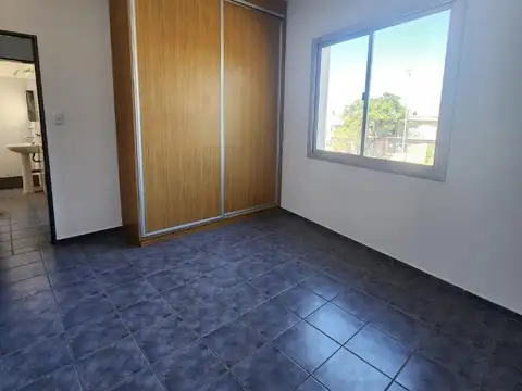 Departamento en Alquiler en Crisol Norte, $ 850.000
