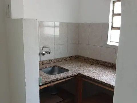Casa en Alquiler de 1 dormitorio