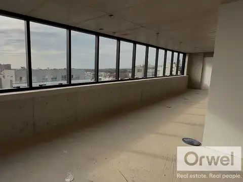 Oficina en Venta Planta completa Vistas 360!!! 2 Cocheras. Seguridad