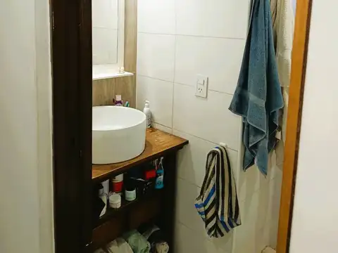 CASA 3 AMBIENTES VENTA EN MONTE CON FONDO