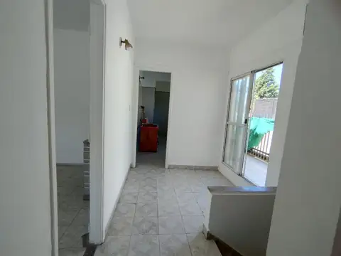 Depto Tipo Casa en Venta en Hurlingham, USD 50.000