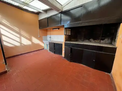 TIPO CASA PH - 2 AMBIENTES - MORENO