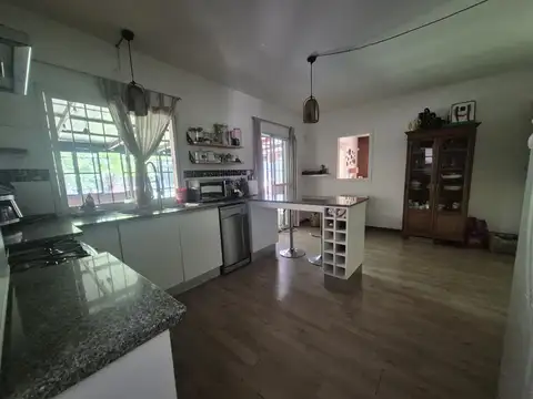 Casa en Alquiler al Sureste