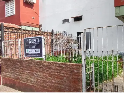 Depto Tipo Casa en Venta de 4 ambientes