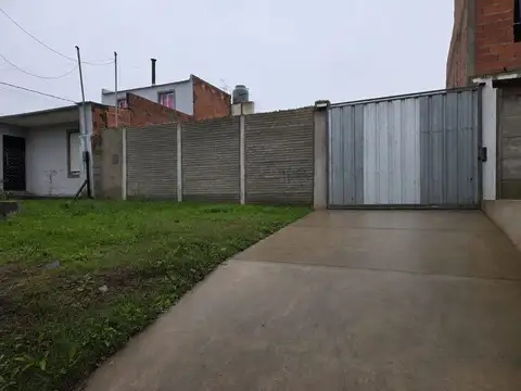 VENTA CASACON AMPLIO PARQUE ZONA TROPEZÓN