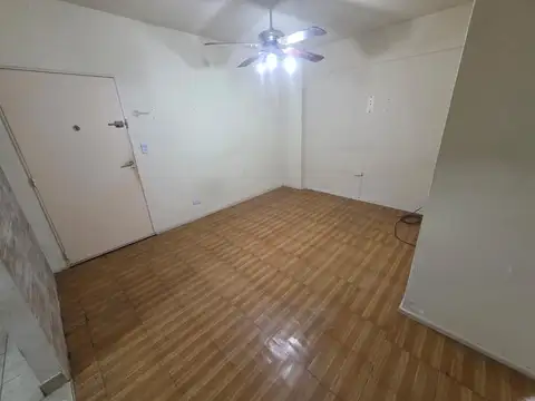 Departamento en Venta en Villa del Parque, USD 65.000