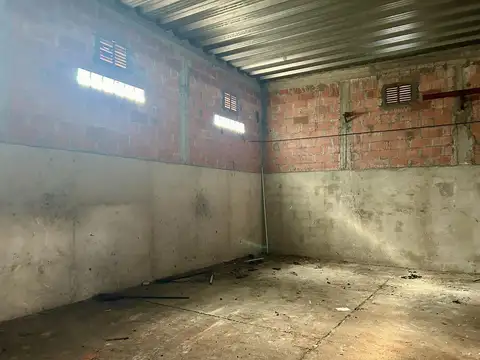 VENTA - GALPÓN - DEPÓSITO CON OFICINAS COMERCIALES - FINANCIACIÓN - TEMPERLEY