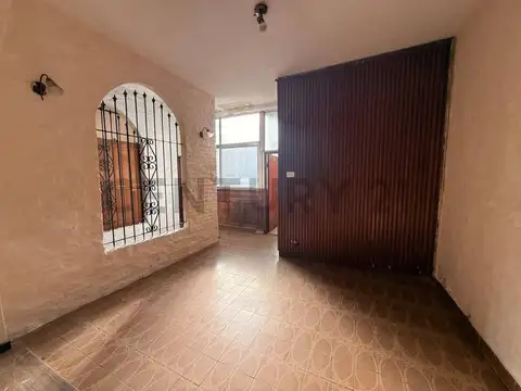 Enrique Del Valle Iberlucea 800, Piso 0