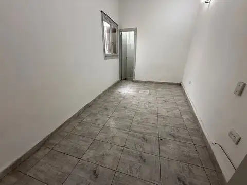Depto Tipo Casa en Venta en Valentin Alsina, USD 35.000