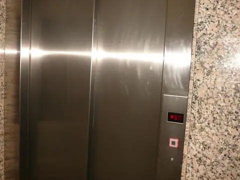 Departamento 5 ambientes con 3 baños