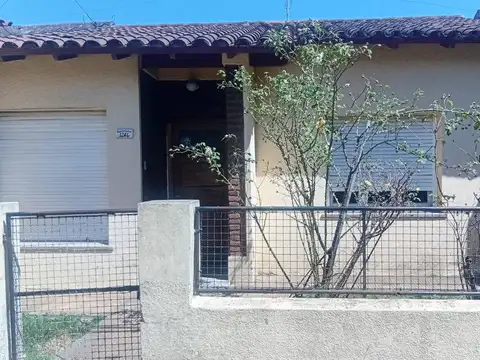 CASA a refaccionar mas CASA a terminar LUJAN