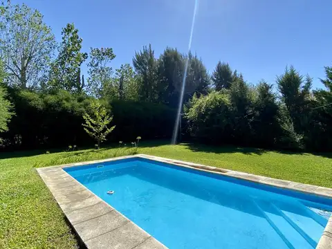 Casa en Alquiler al Oeste
