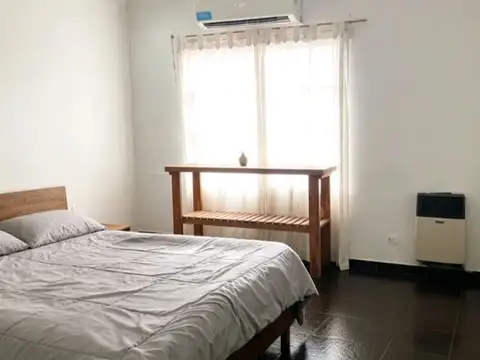 Casa en Venta con 10 cocheras