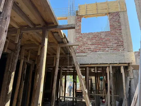 Patricias Mendocina 100