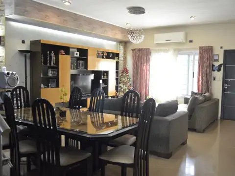 Casa en Venta en Ituzaingo, USD 320.000