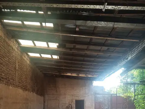 Excelente Galpón Comercial 13x23 Rosales 900. El Palomar