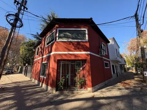 Casa en esquina s/ lote propio, Florida Vte. Lopez