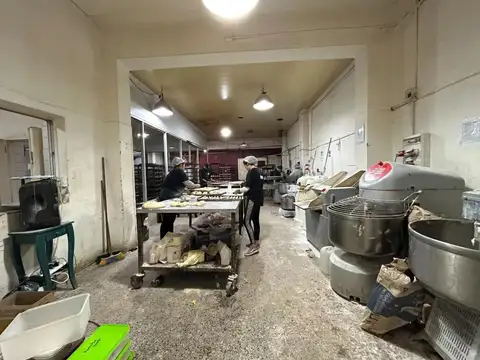 Local en Venta en Piñeyro, USD 380.000