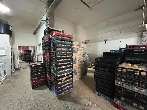 Local en venta - Avellaneda