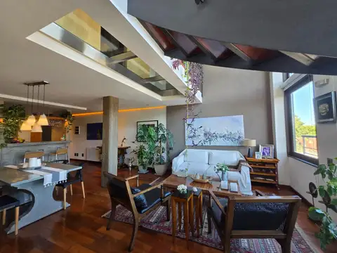 Triplex de Gran Categoria, cochera Terraza Propia Parrilla!