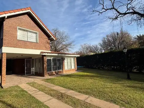 Local en Alquiler en Funes, $ 2.900.000