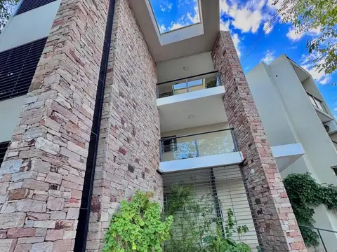 OPENHOUSE vende hermoso departamento en la 6ta Sección