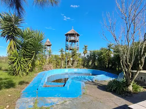 Chacra en venta de 45000m2 ubicado en Canelon Chico. Tajamar. Galpones.