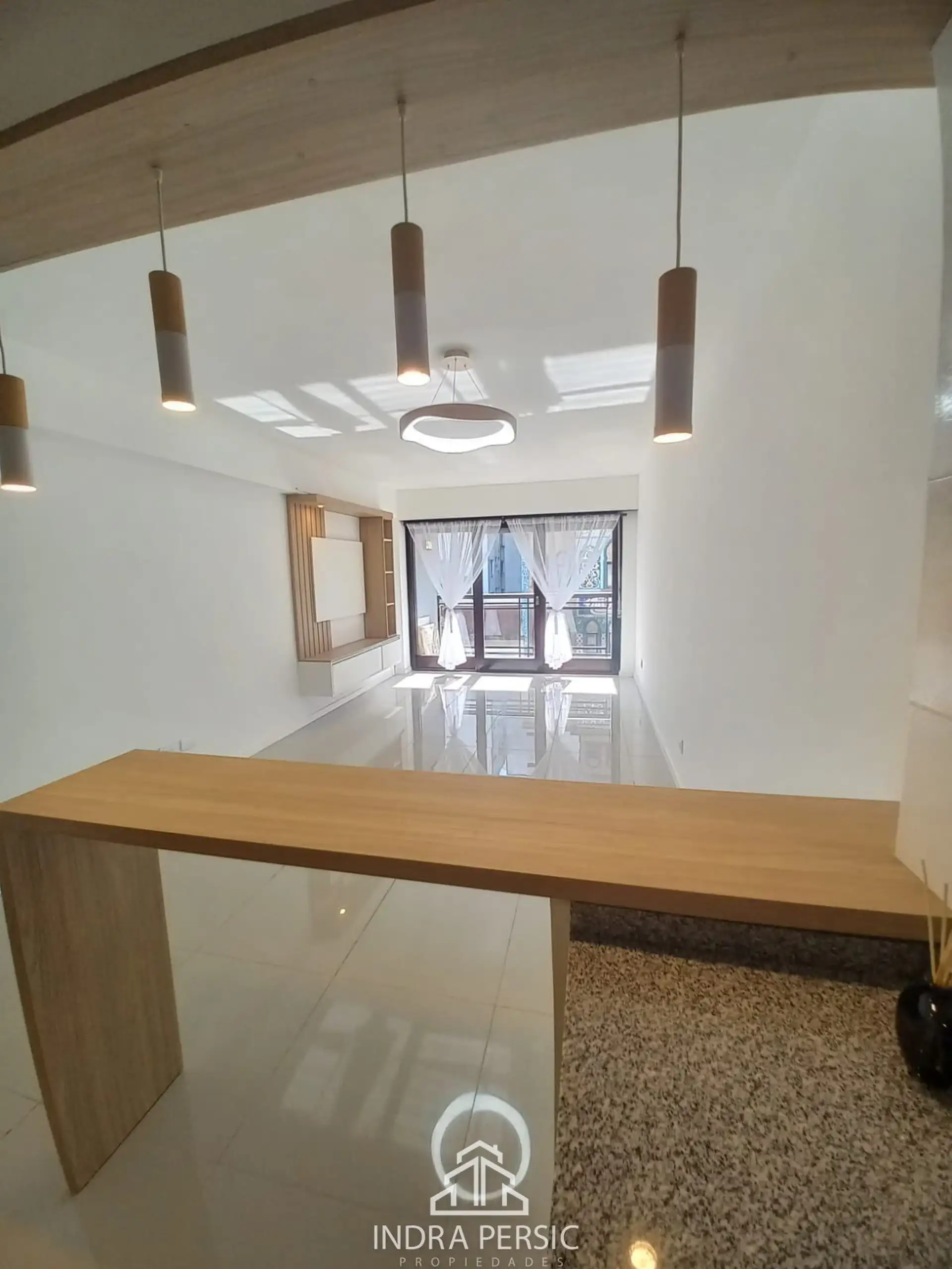 Departamento 3 amb, 66m² con balcón — Centro