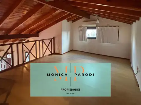 Casa 6 ambientes con 2 baños