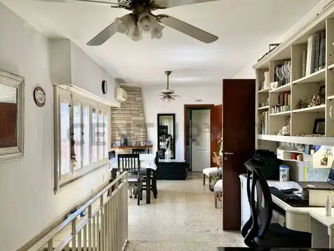 ALBERVIDE 800, Piso 0