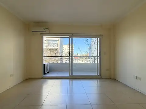 Departamento en Alquiler en Villa del Parque, $ 590.000