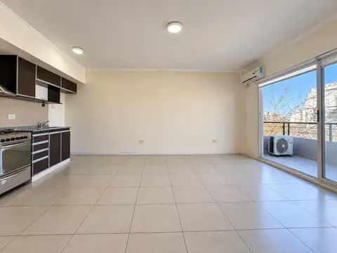 Moderno Monoambiente al frente con balcón – Villa del Parque