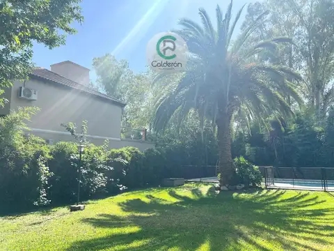 Casa en Venta  PERMUTA Country Club Banco Provincia