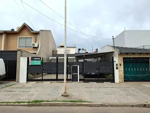CASA MULTIFAMILIAR, LOTE 8,66 X 43,30