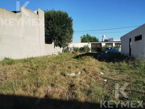 Lote en venta 300 m² con medianeras construidas | Ideal para edificar | Los Hornos