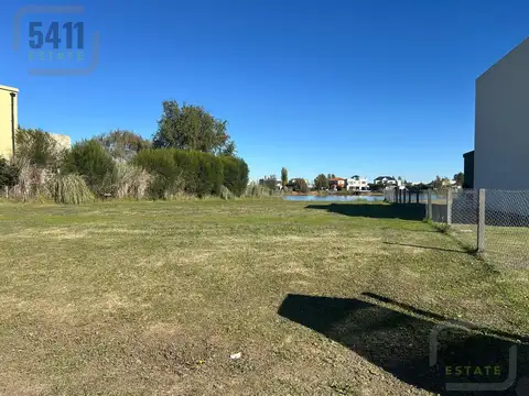 VENTA LOTE A LA LAGUNA 815m2 BARRIO SANTA RITA - SAN VICENTE