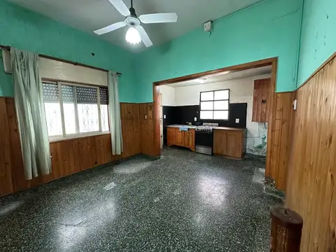 Casa 3 ambientes con 1 baño